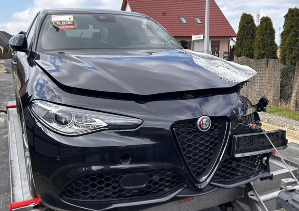 Alfa Romeo Giulia cena 59900 przebieg: 10, rok produkcji 2023 z Wrocław małe 497